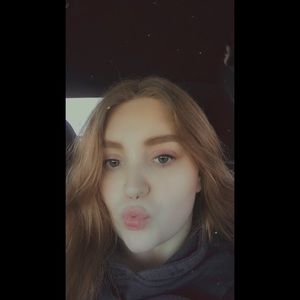 Meet your Posher, Sydnie